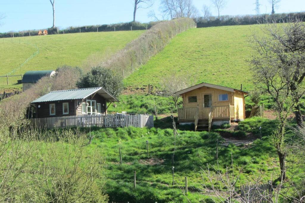 Woolcombe Cabin East Allington Exterior photo